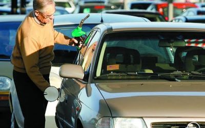 El consumo de combustible cae en Valladolid un 14,3% con el céntimo sanitario.