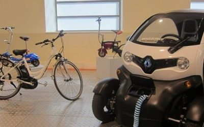 Los coches «sin malos humos» llegan al Museo de la Historia de la Automoción de Salamanca