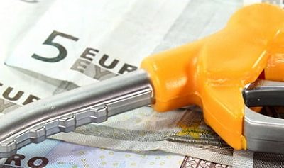 El precio de la gasolina roza récords históricos y podría ser todavía peor